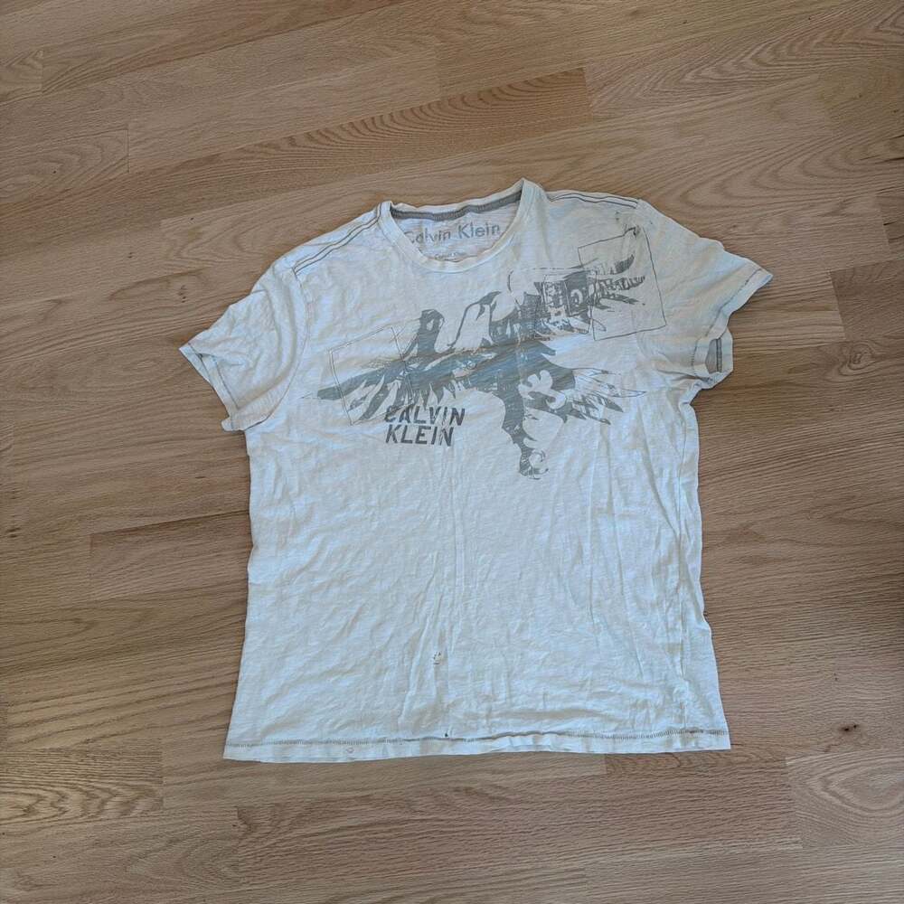 Calvin Klein Men's Graphic Print Short Sleeve T-Shirt White Size M